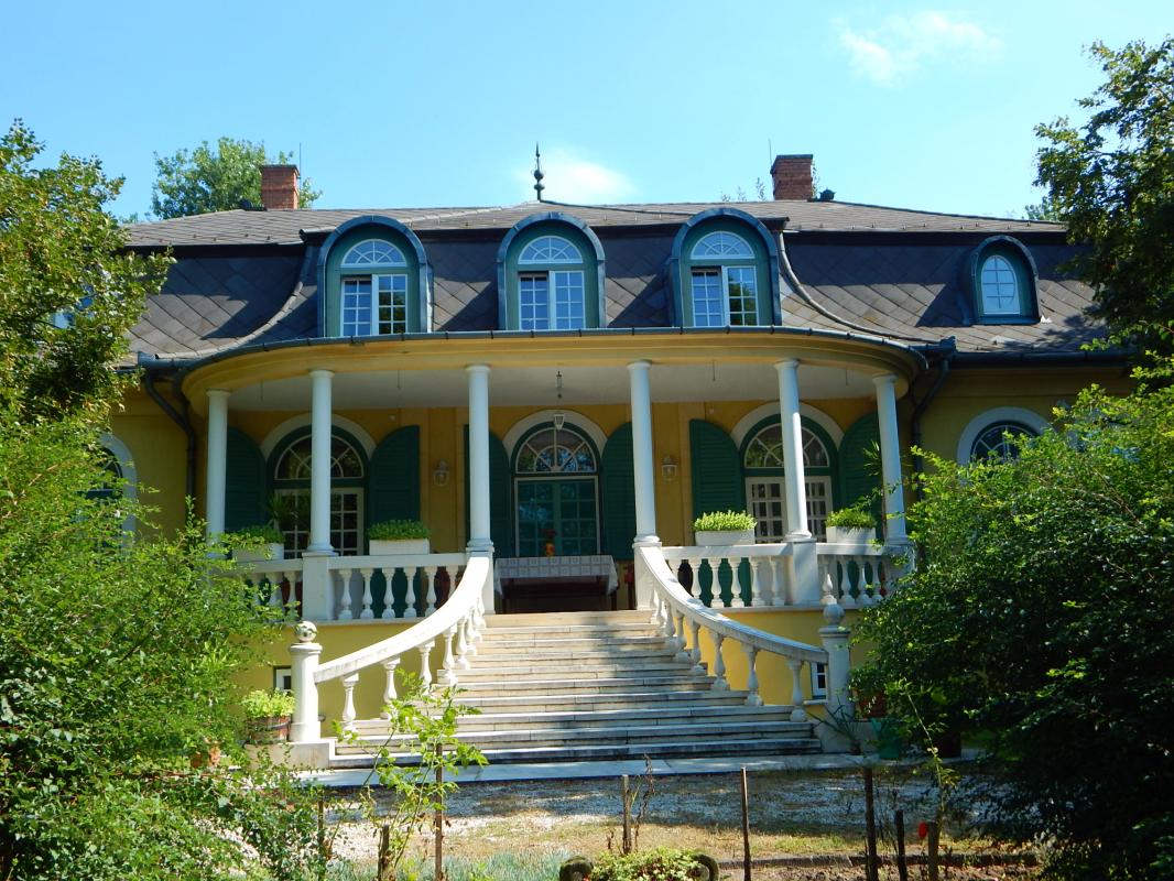 Herrenhaus im traumhafter Lage